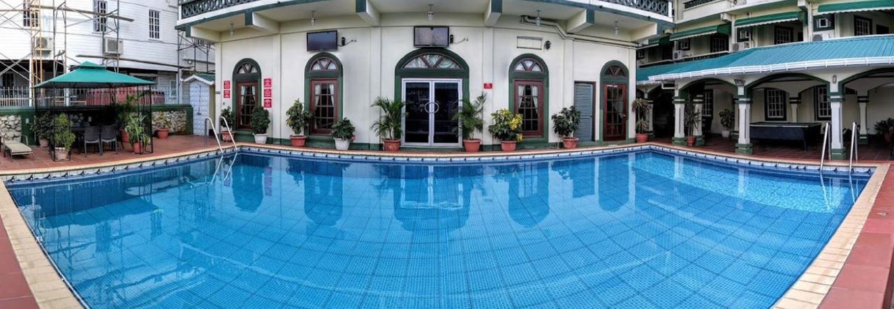 Sleepin International Hotel Джорджтаун Екстериор снимка